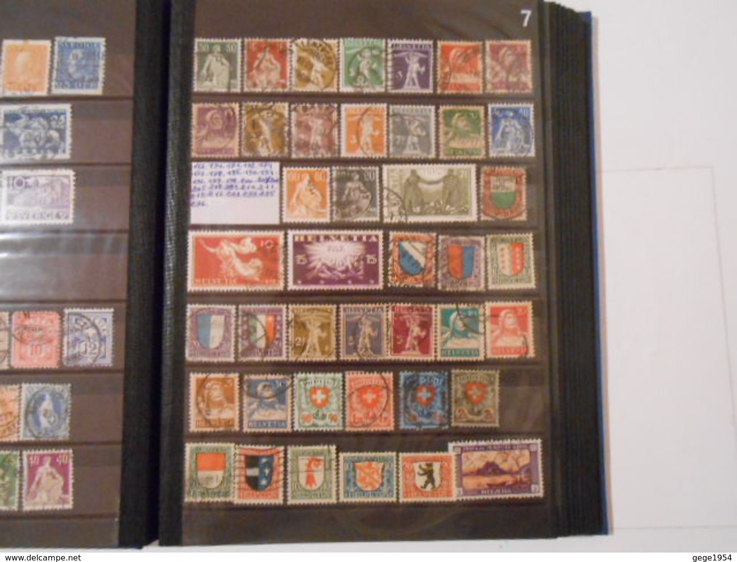 ALBUM DE TIMBRES DU MONDE N°4