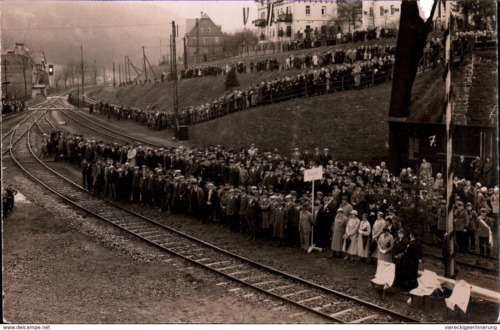 ! Seltene Alte Fotokarte, Ereignis, Wahrscheinlich Empfang Von Adolf Hitler In Thüringen, Eisenbahngleise - Sonstige & Ohne Zuordnung