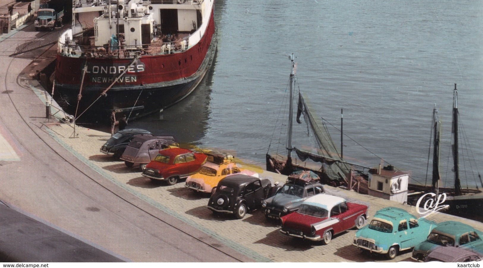 Dieppe: SIMCA VEDETTE, ARONDE, CITROËN TRACTION, 2CV, RENAULT DAUPHINE, PEUGEOT 203, 404, TRAIN, 3x AUSTIN HEALEY - Turismo