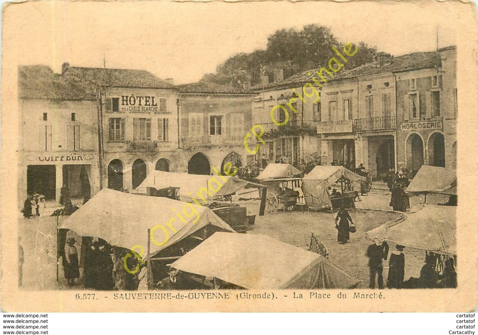 33. SAUVETERRE De GUYENNE .  La Place Du Marché . - Other & Unclassified