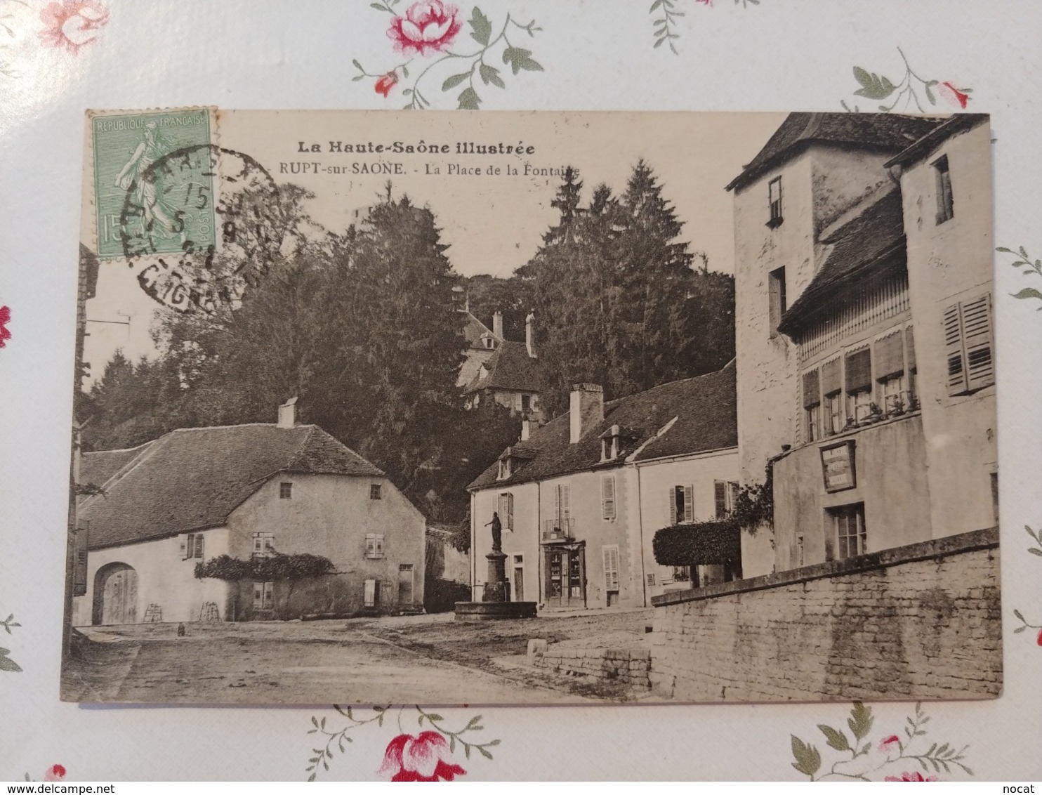 Rupt Sur Saône La Place De La Fontaine Haute Saône Franche Comté - Autres & Non Classés