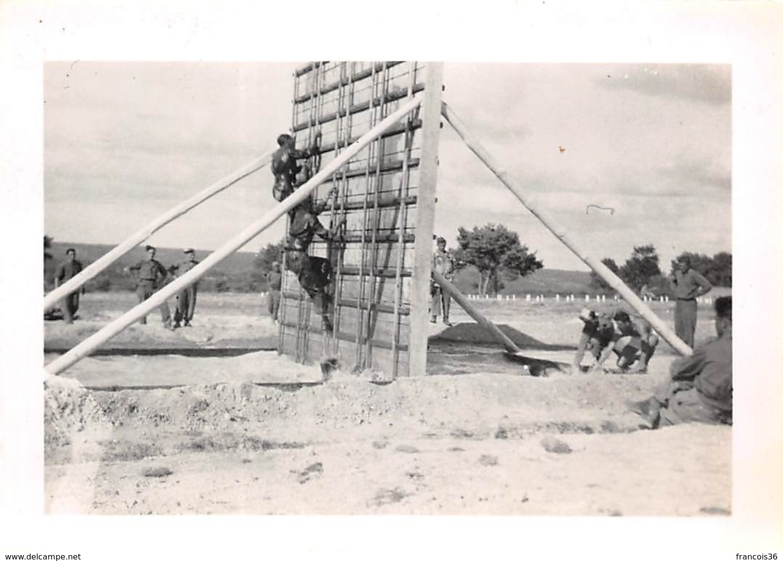 Lot De 17 Photos De 1946 à EVANS & ROUFFACH - Ecole De Cadres De Rouffach - Etang Du Minerai Exercices Militaires - Guerre, Militaire