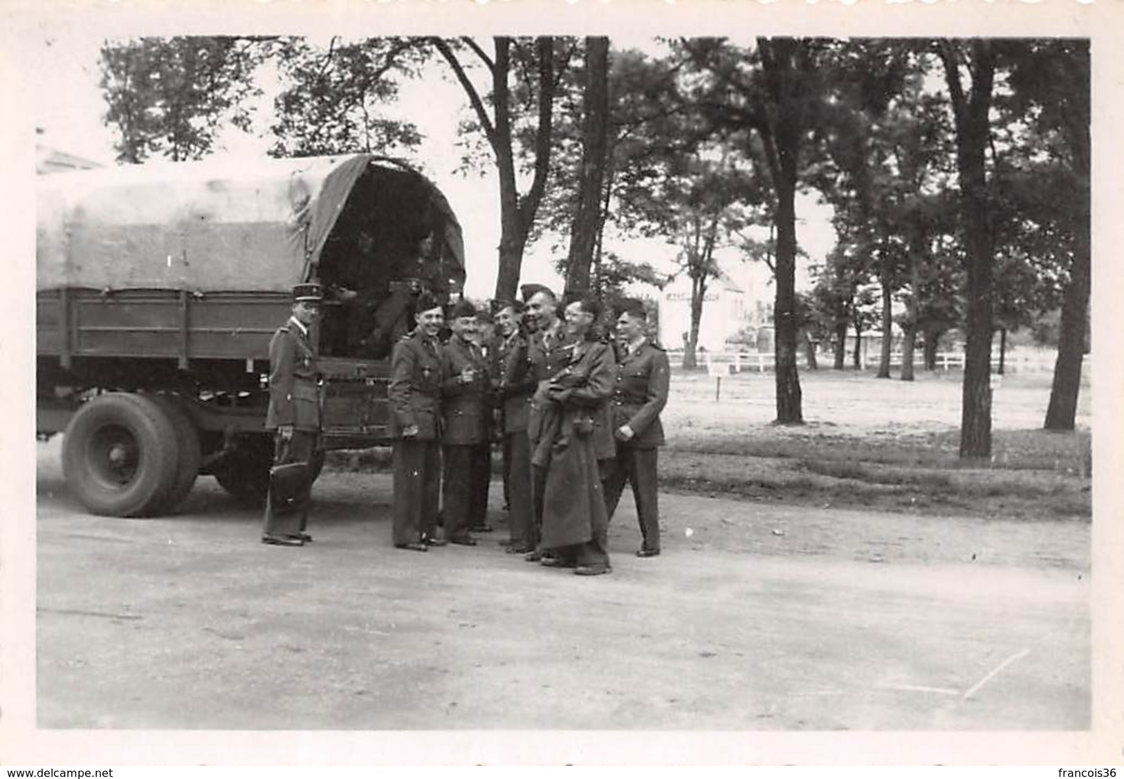 Lot de 11 photos de 1948 à l'Ecole Militaire de Cadres de Rouffach - Promo Leclerc - Soldats militaires en formation