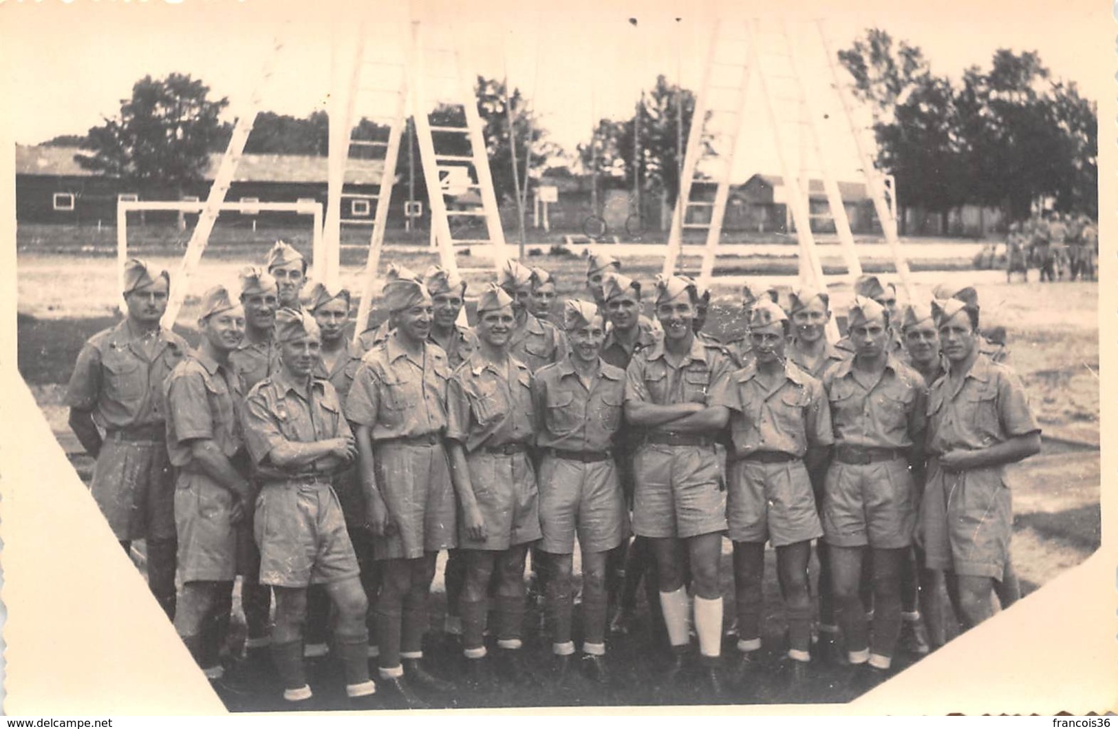 Photographie : Ecole Militaire Des Cadres De ROUFFACH - Promo Entre 1946 Et 1950 - Pierre Hovette - Guerra, Militari