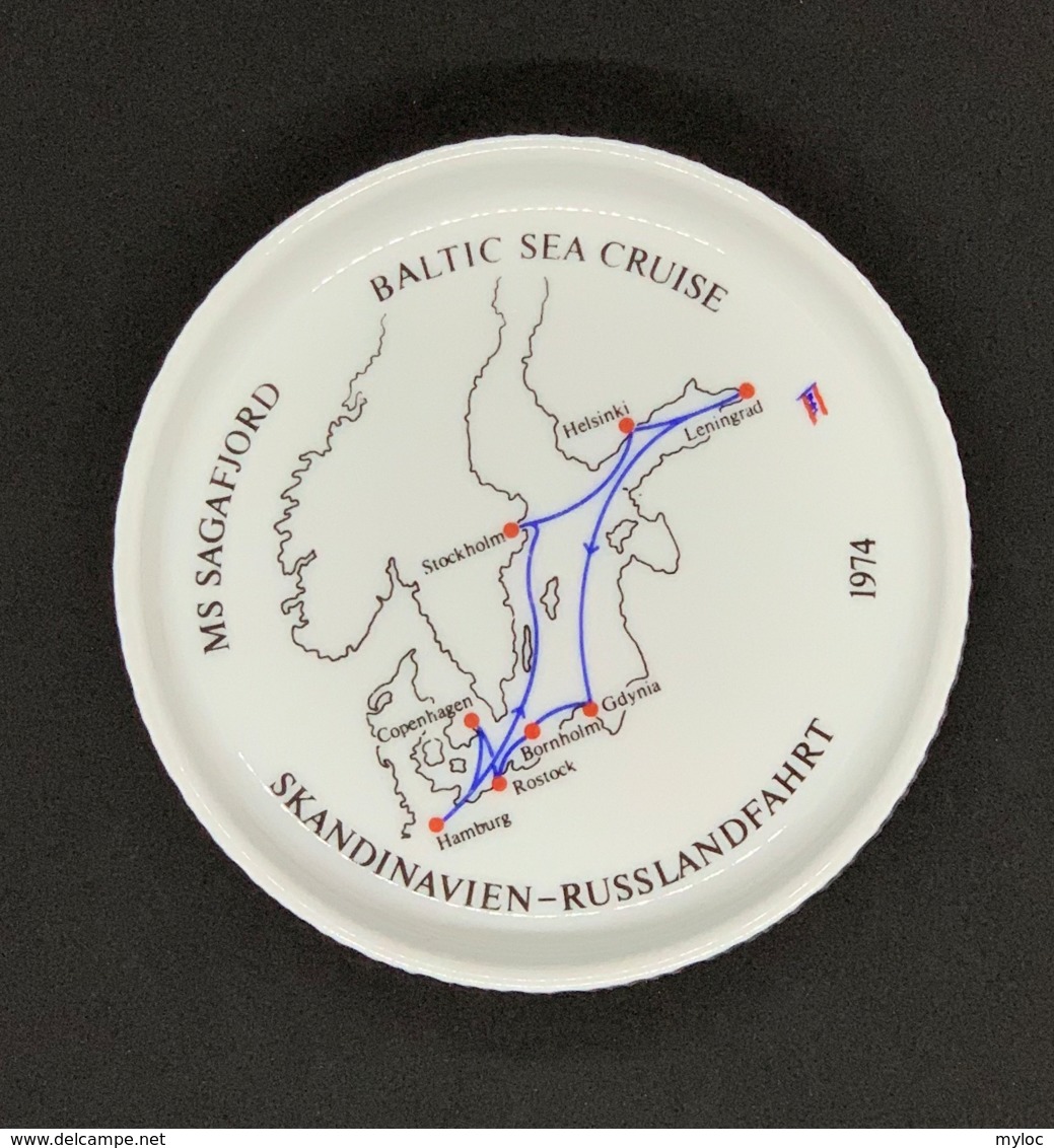 Cendrier Porcelaine Rosenthal. Paquebot MS Sagafjord. Baltic Sea Cruise. 1974. Skandinavien-Russlandfahrt. - Porselein