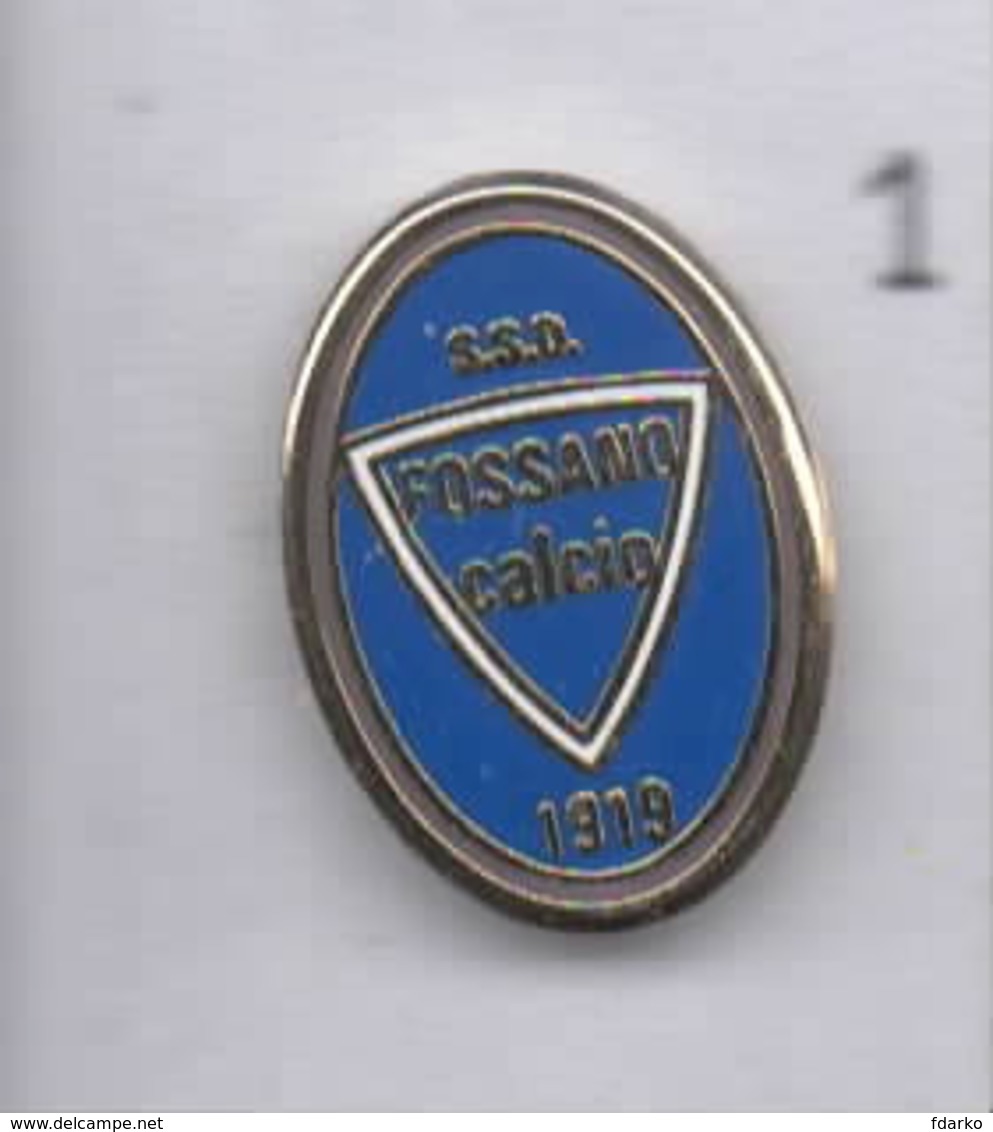 S.S.S. Fossano Calcio Cuneo Distintivi FootBall Sport Pins Piemonte Spilla - Calcio