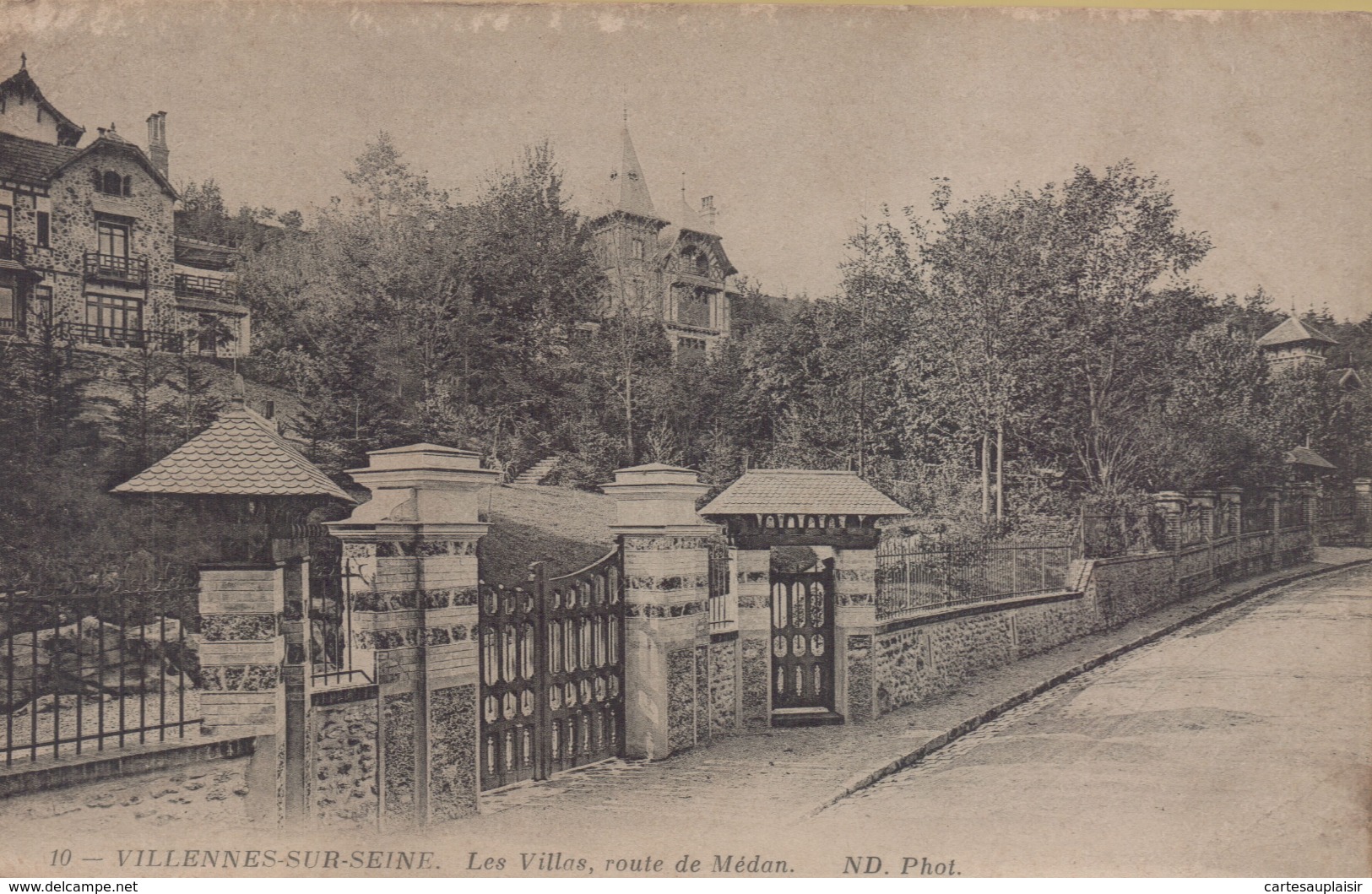 Villennes-sur-Seine : Les Villas, Route De Médan - Villennes-sur-Seine