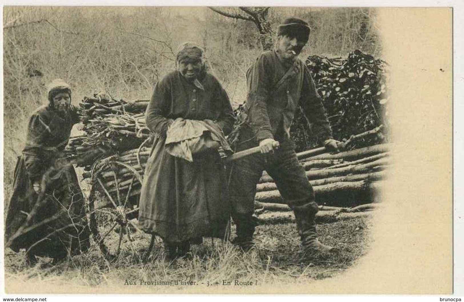 ILLOUD Les Tantaloches,3 AUX PROVISIONS D HIVER En Route Rarissime - Autres & Non Classés