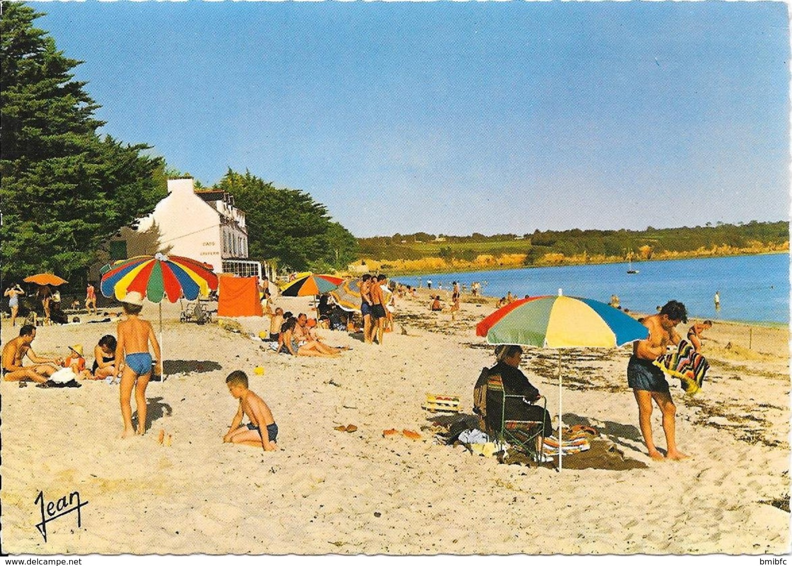 LA FORET-FOUESNANT : La Plage De Kerléven - La Forêt-Fouesnant