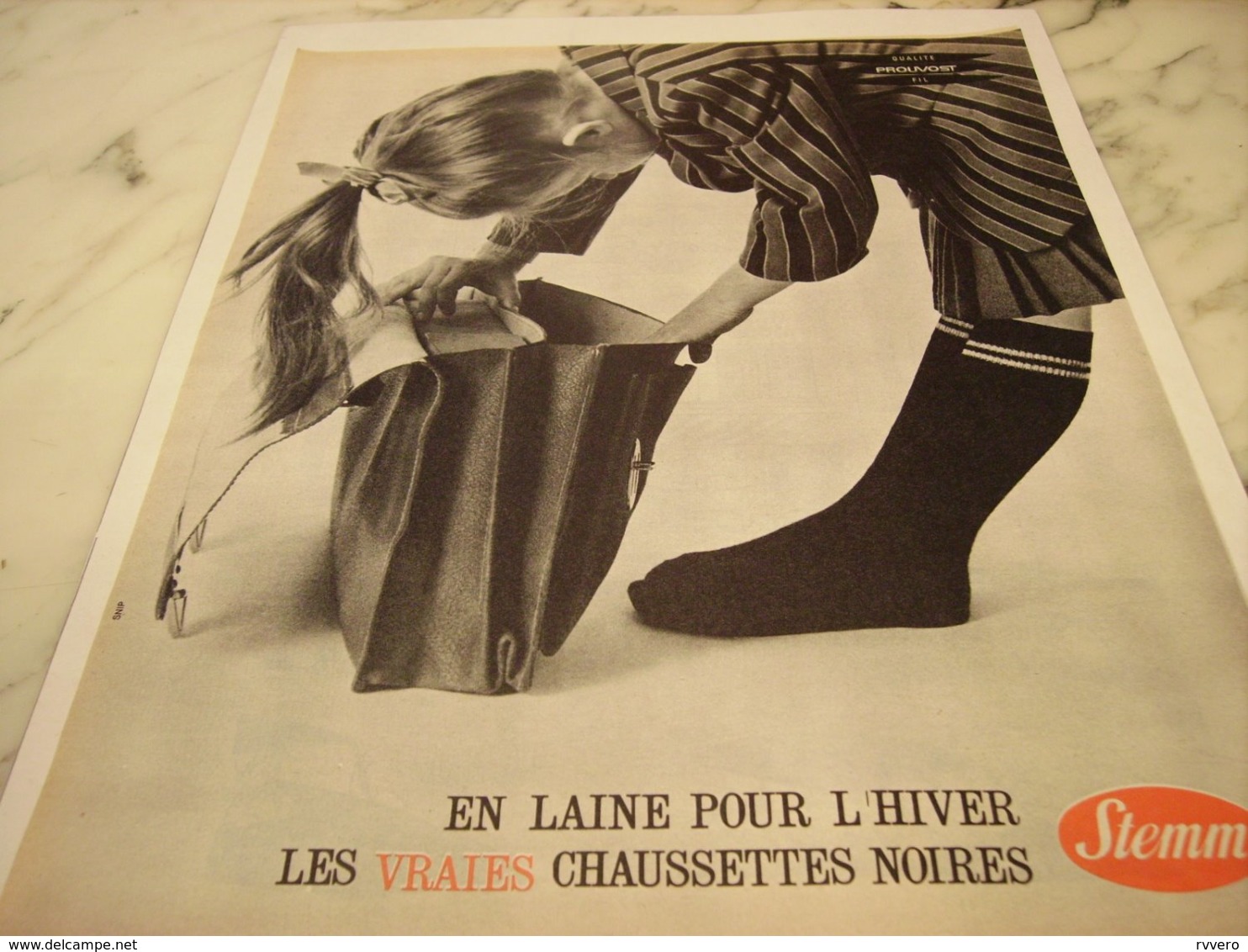 ANCIENNE PUBLICITE EN LAINE CHAUSSETTES NOIRES  DE STEMM  1961 - Other & Unclassified