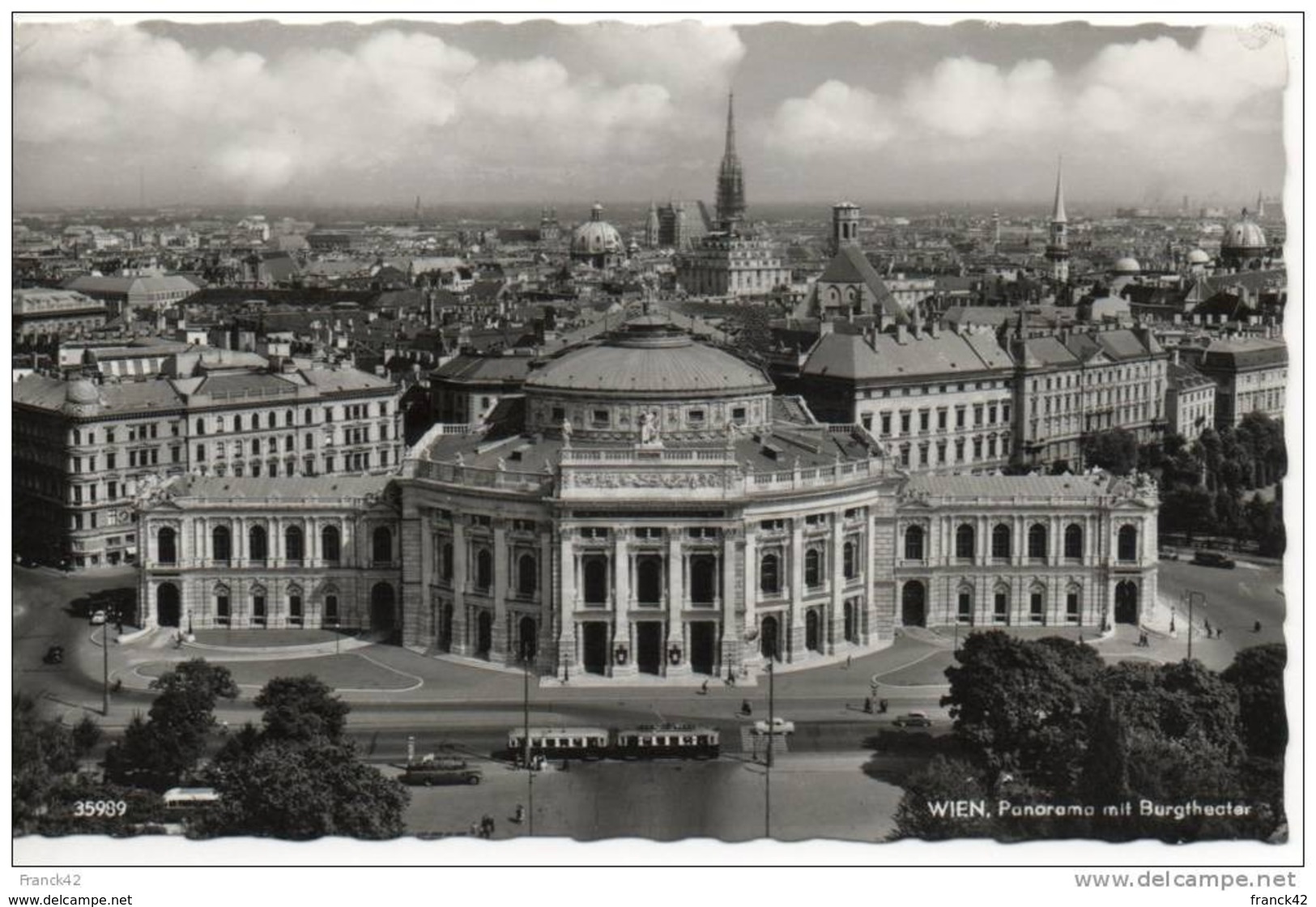 Autriche. Vienne. Panorama Et Theatre - Autres & Non Classés