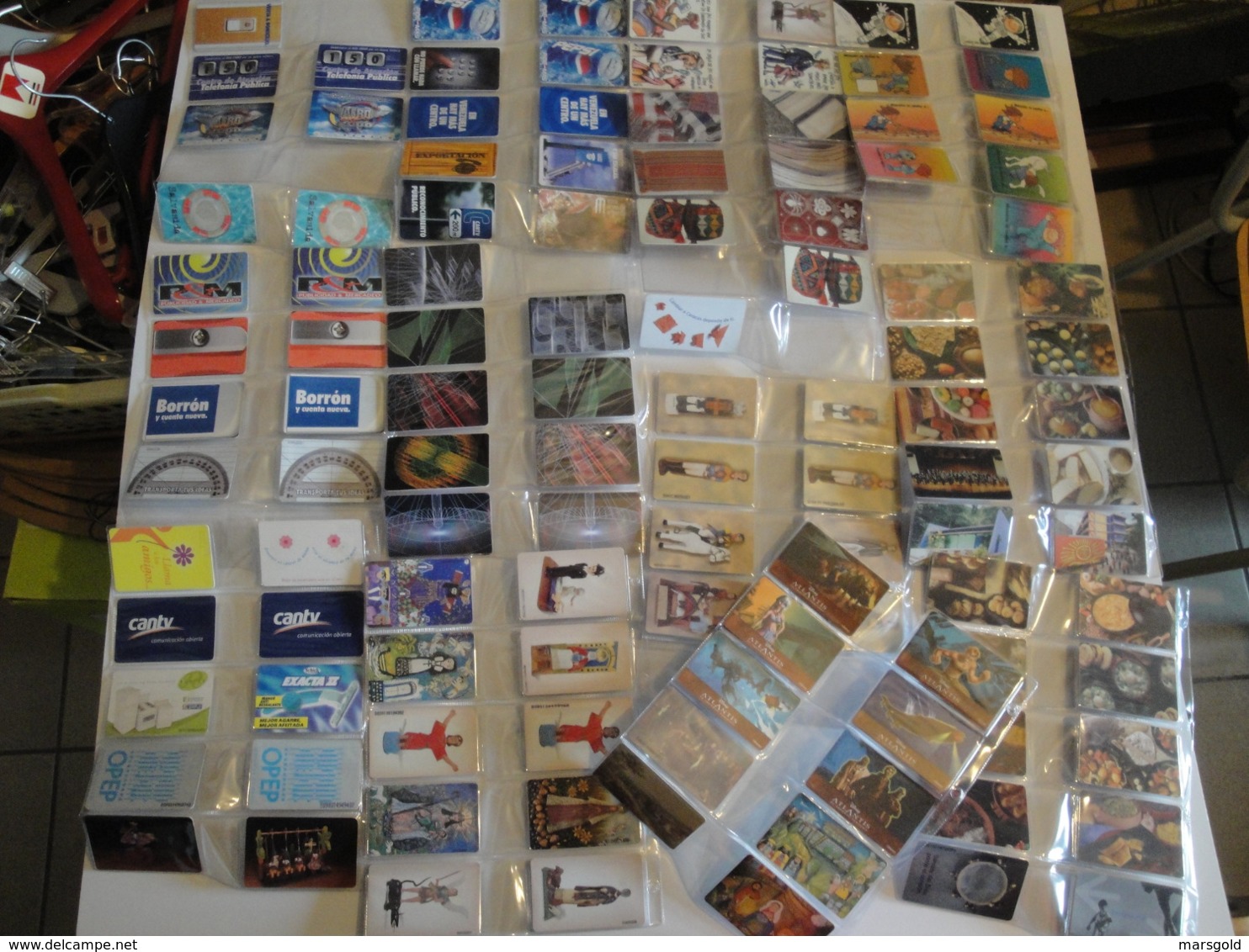 1230 phonecards from Venezuela - all different with many mint