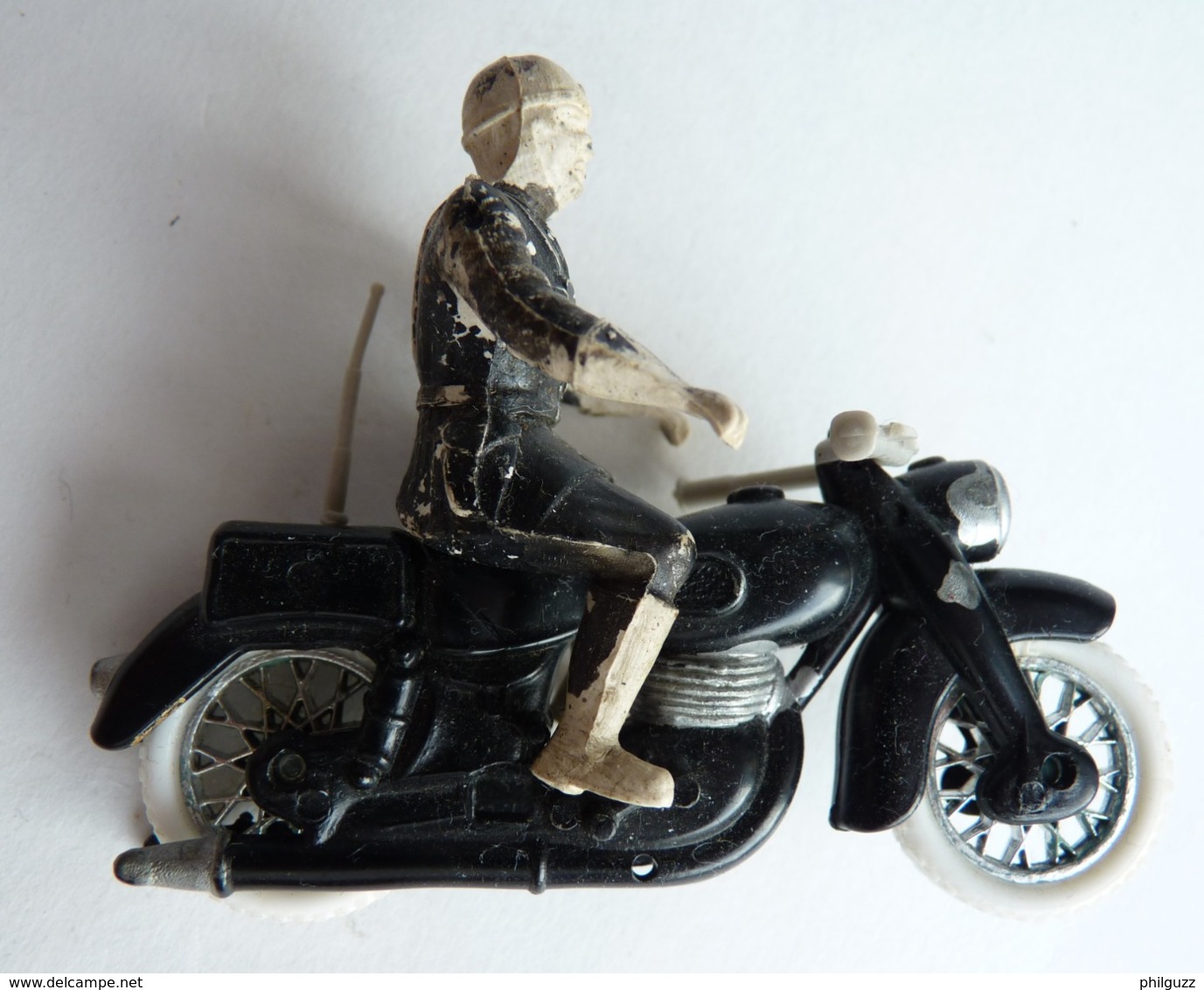 FIGURINE MOTARD QUIRALU OU COFALU PLASTIQUE Pas Starlux Clairet Cyrnos Moto - Army