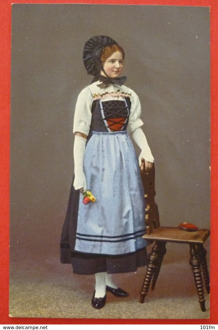 SWITZERLAND - SUISSE COSTUMES - ES ZURIHEGELI - Costumes