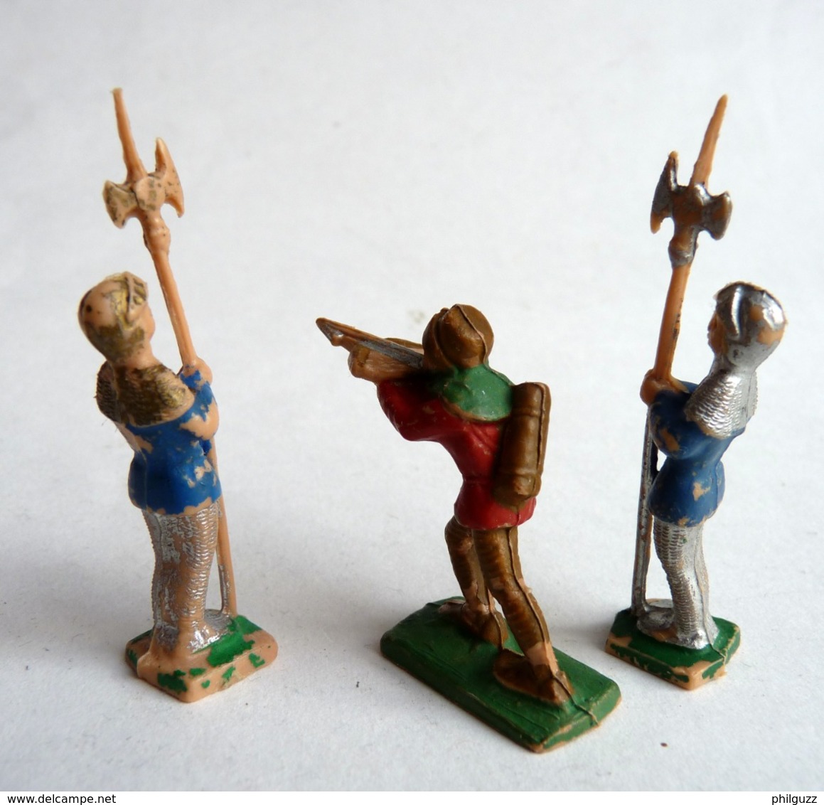 LOT 3 Pièces FIGURINES FIGURINE SOLDATS MEDIEVAUX 42 Mm Petite Taille MARQUE INCONNUE LOT DE 3 PIECES - Army