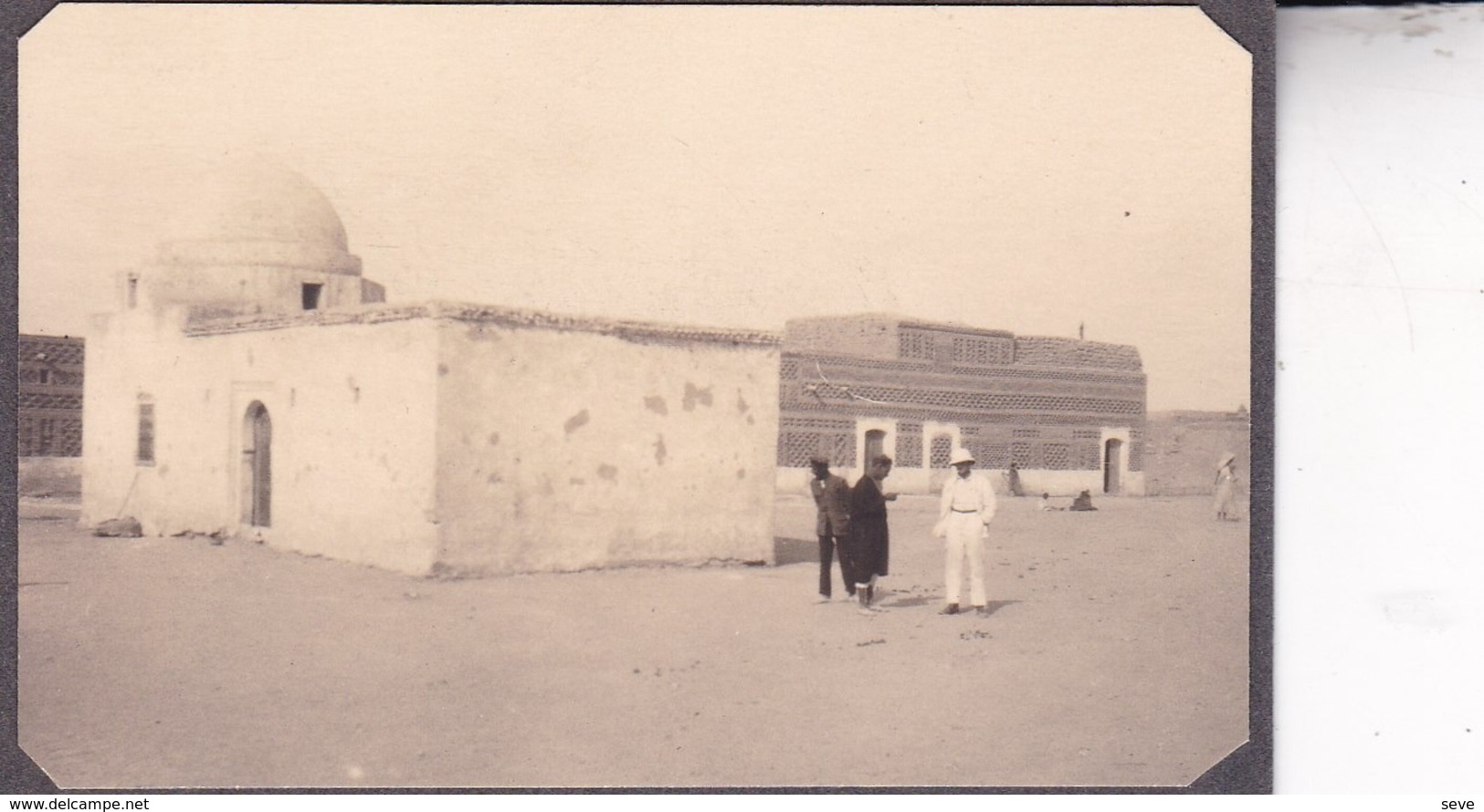 TOZEUR TUNISIE Ambiance De Rue  1923. Photo Amateur Format Environ 5,5 Cm X 5 Cm - Lieux