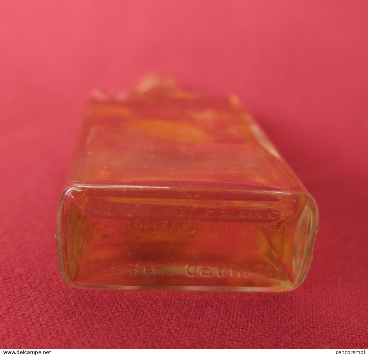 Ancien Petit Flacon à Parfum De Collection, 55 De Molinard - Flacons (vides)