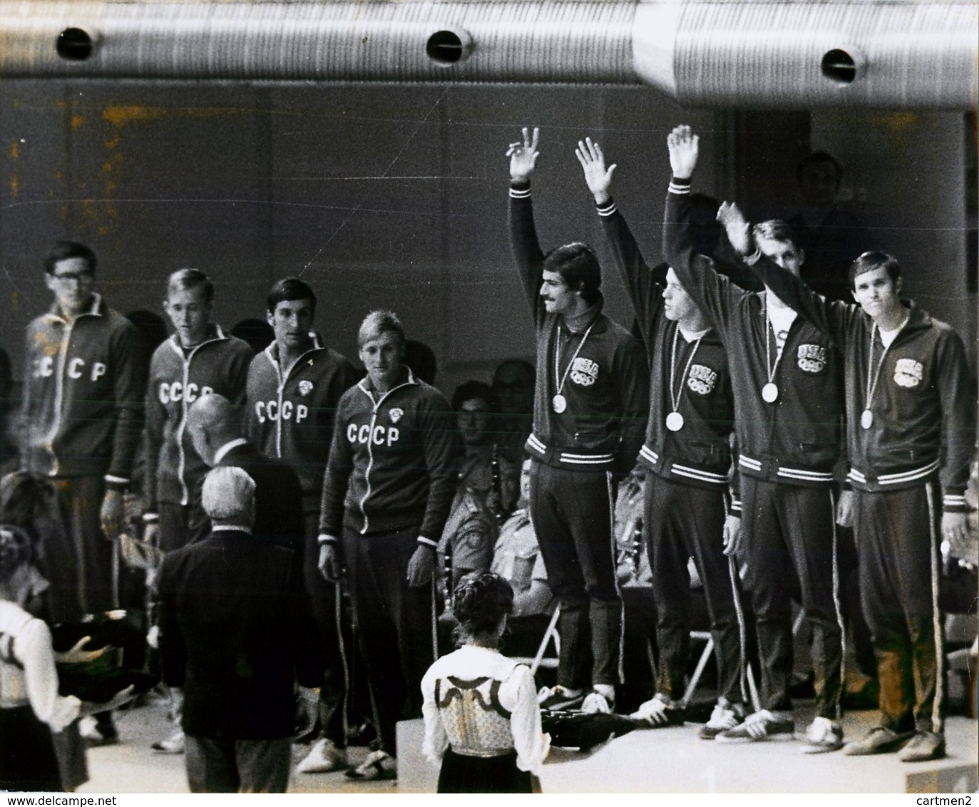 OLYMPIC GAMES MÜNCHEN JEUX OLYMPIQUES MUNICH 1972 U.S. SWIMMING MARK SPITZ - Sports