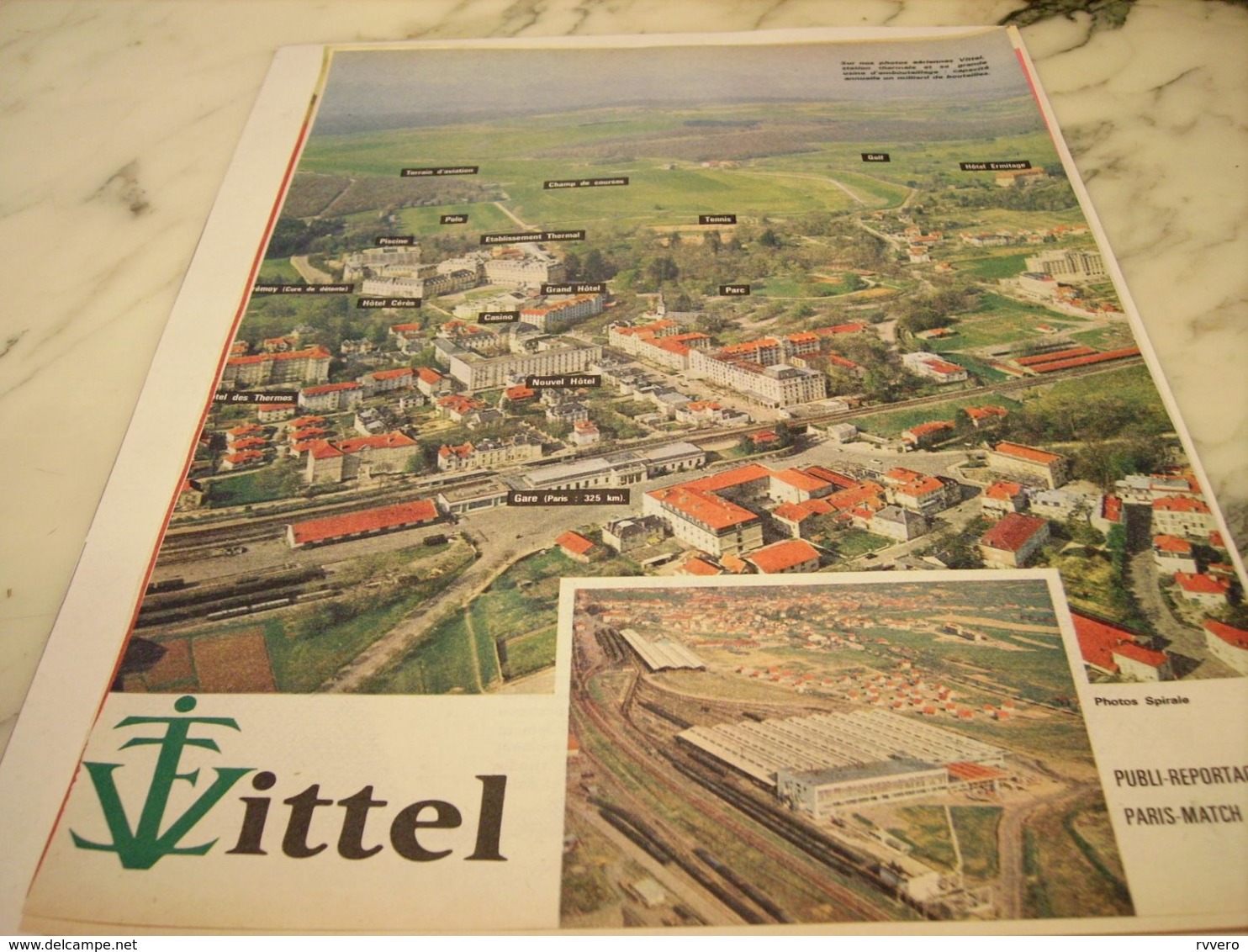 ANCIENNE PUBLICITE   VITTEL 1961 - Afiches