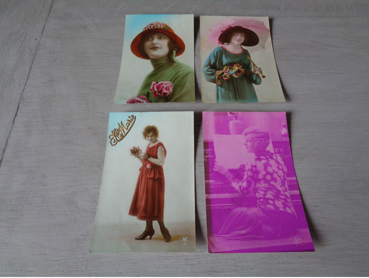 Beau lot de 60 cartes postales de fantaisie femmes femme   Mooi lot van 60 postkaarten fantasie vrouwen vrouw - 60 scans