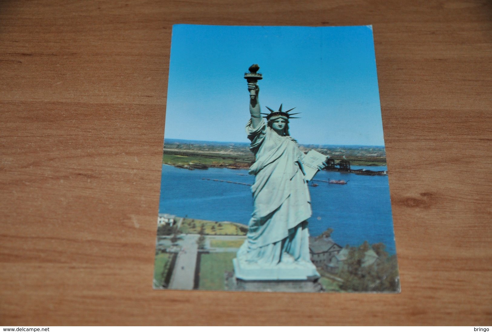 83-    STATUE OF LIBERTY - Estatua De La Libertad