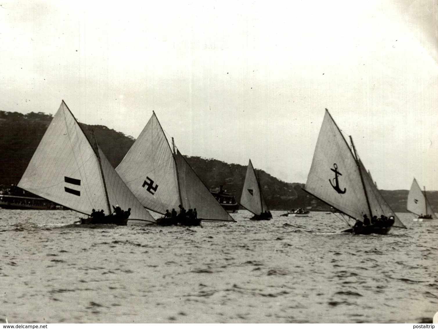 YACHTING ON SYDNEY HARBOUR AUSTRALIA 21*16CM Fonds Victor FORBIN 1864-1947 - Barcos