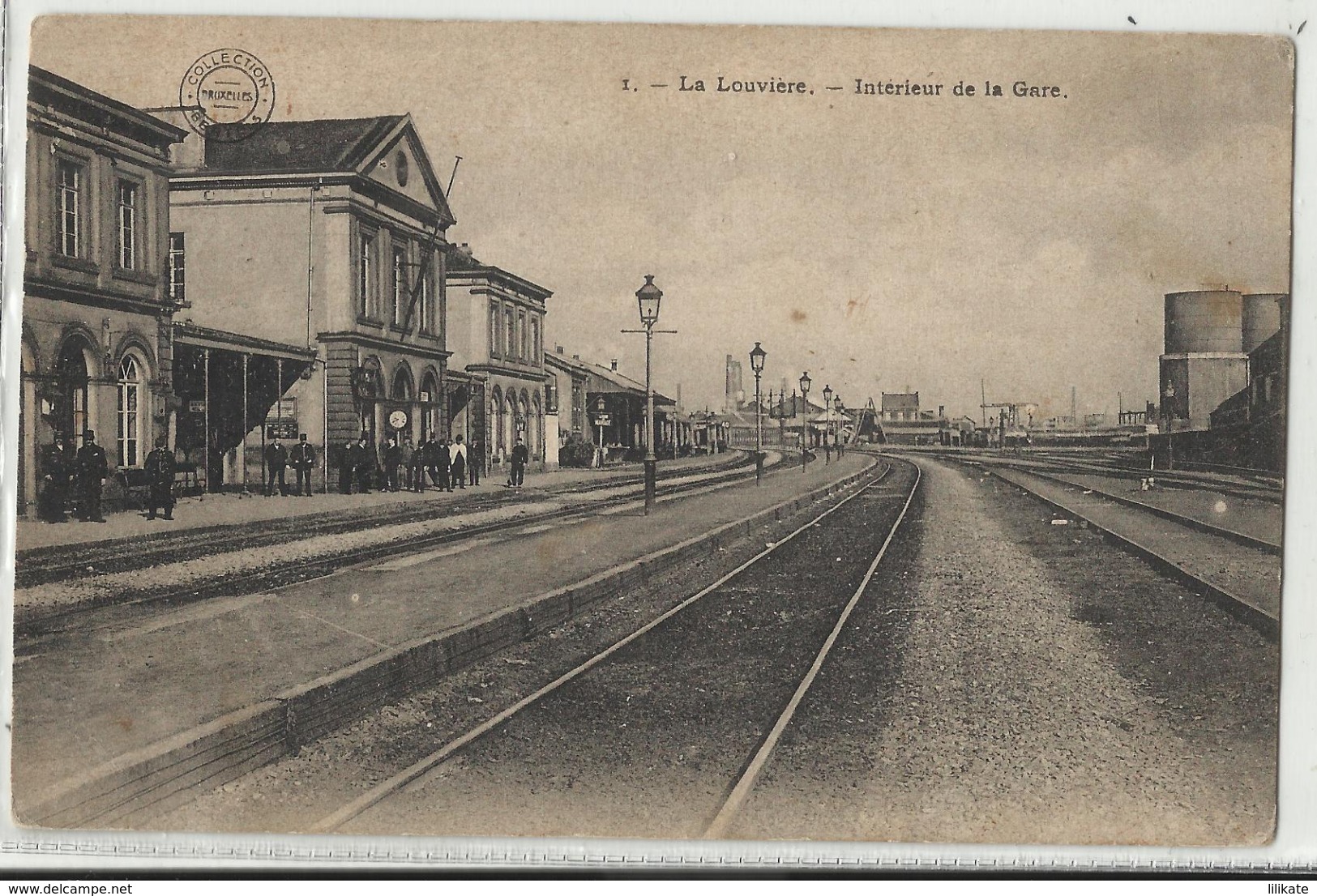 LA LOUVIERE - Intérieur De La Gare (edit Bertels) - Gares - Sans Trains