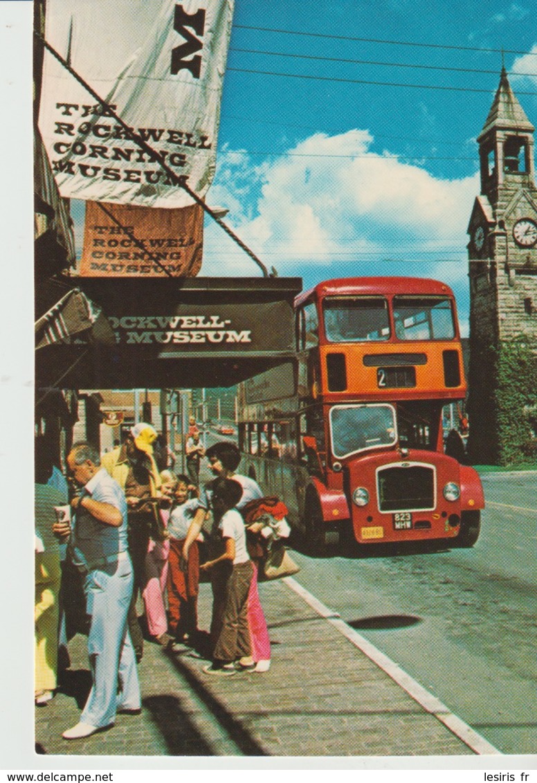 C.P. - PHOTO - VISITORS TO CORNING NEW YORK ARE TREATED TO A DOUBLE DECKER BUS RIDE TO THE CORNING GLASS CENTER THE ROCK - Transports