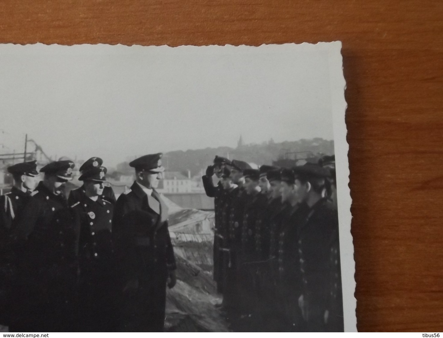 BREST WW2 GUERRE 39 45 BREST INSPECTION DES MARINS DU PRINZ EUGEN SUR LE QUAI PAR LE CV HELMUTH BRINKMANN - Brest