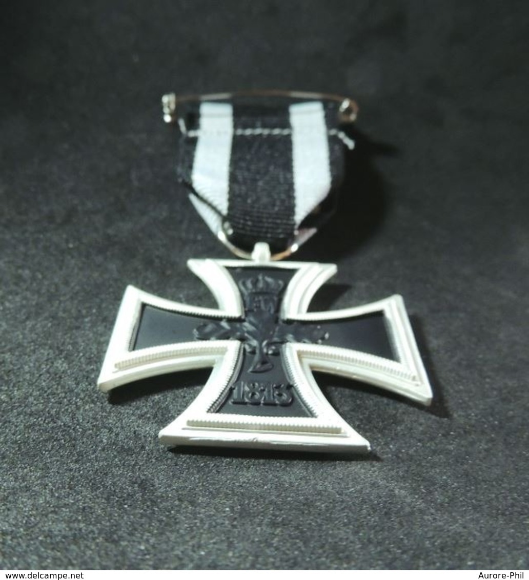 Croix De Fer Décoration Militaire De L'armée Allemande - Germany