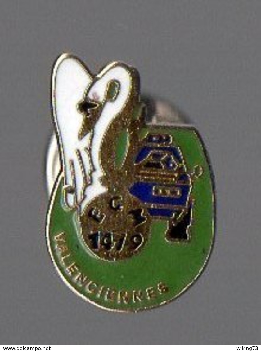 Pin's EGM 14/9 De Valenciennes - VBRG - Berliet VXB 170 - Cygne - Militaria