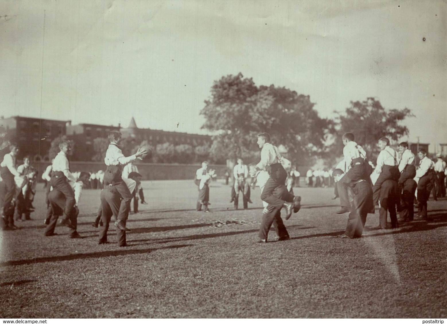 FOOTBALL   20*14CM Fonds Victor FORBIN 1864-1947 - Deportes