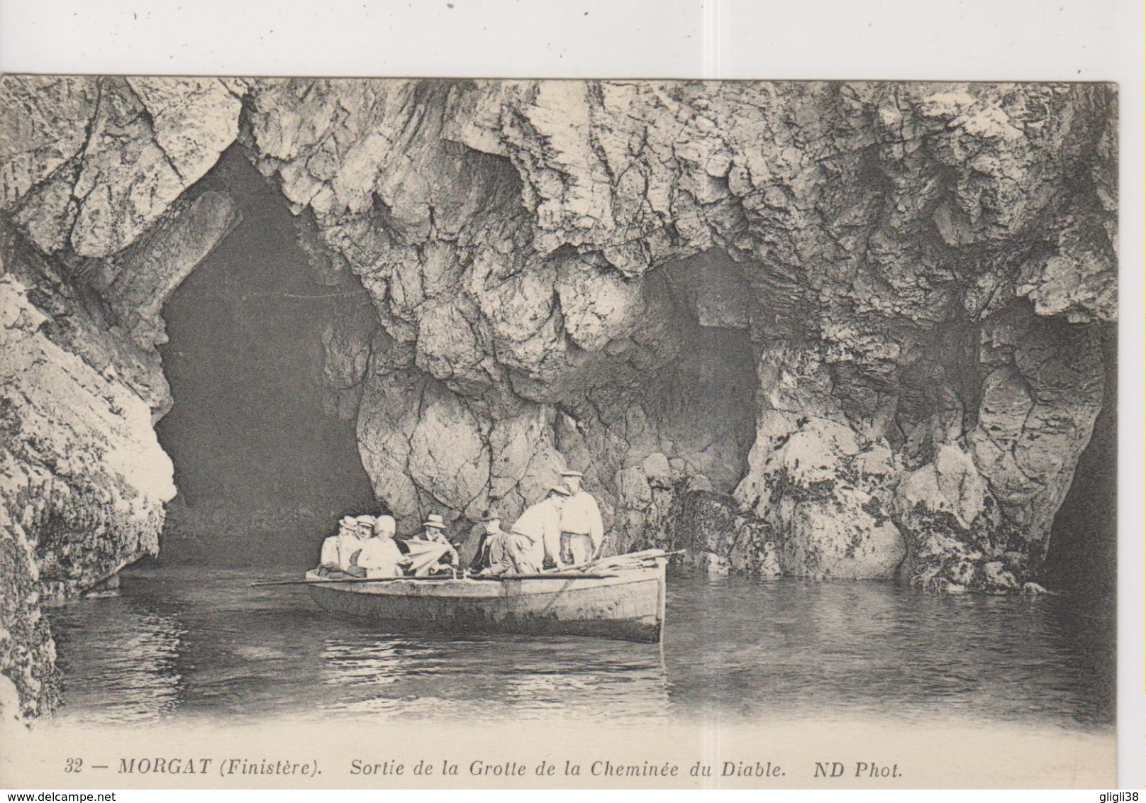 CPA-29-Finistère- MORGAT- Sortie De La Grotte De La Cheminée Du Diable- - Morgat