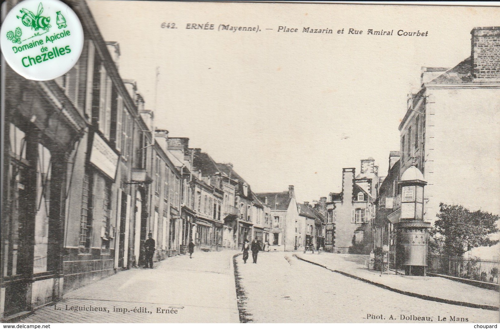 53 - Très Belle Carte Postale Ancienne De  Ernée  Place Mazarin Et Rue Amiral Courbet - Ernee