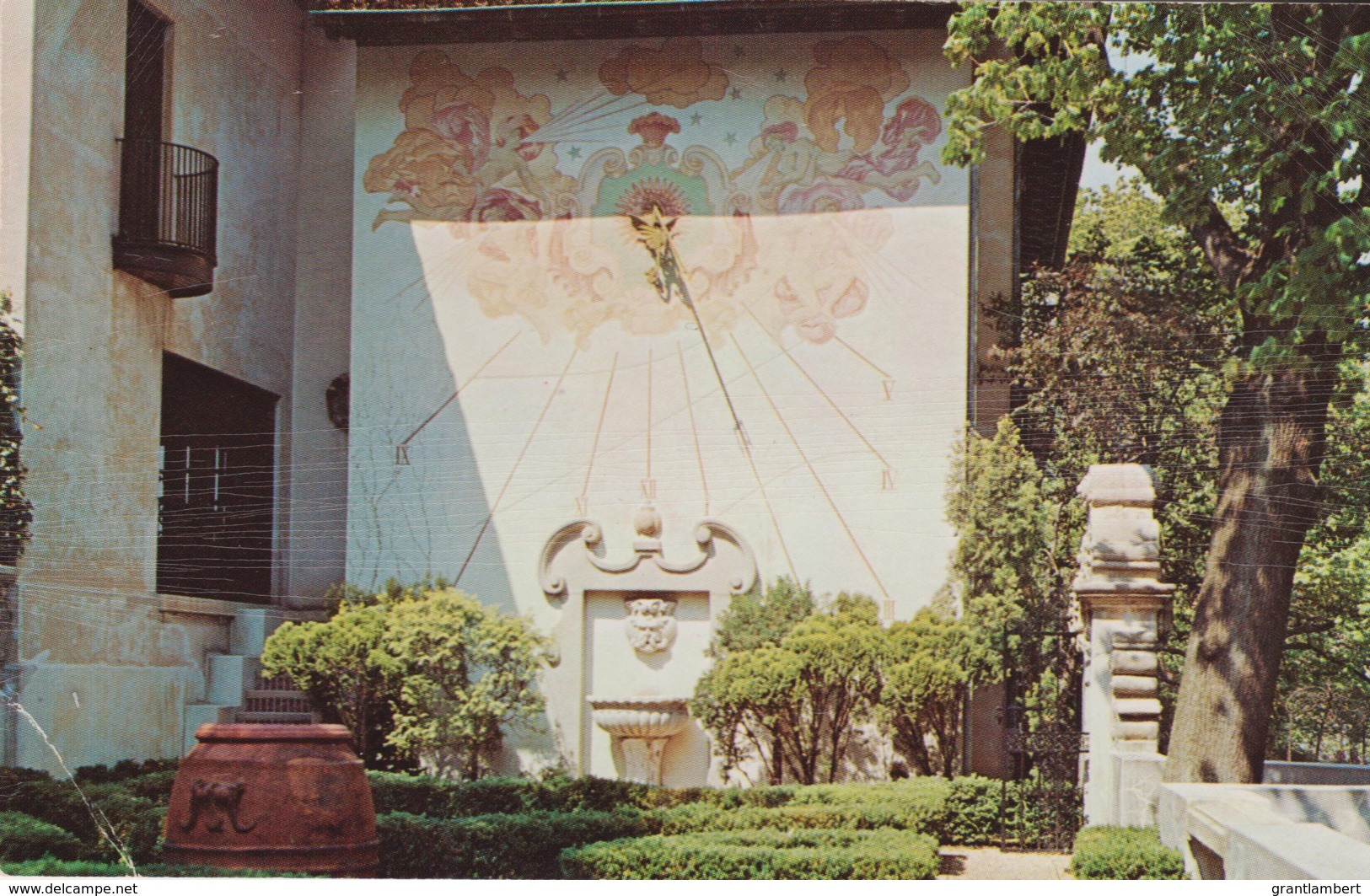 Sundial Wall, Vanderbilt Museum, Centerport, Long Island, New York, USA - Unused - Long Island