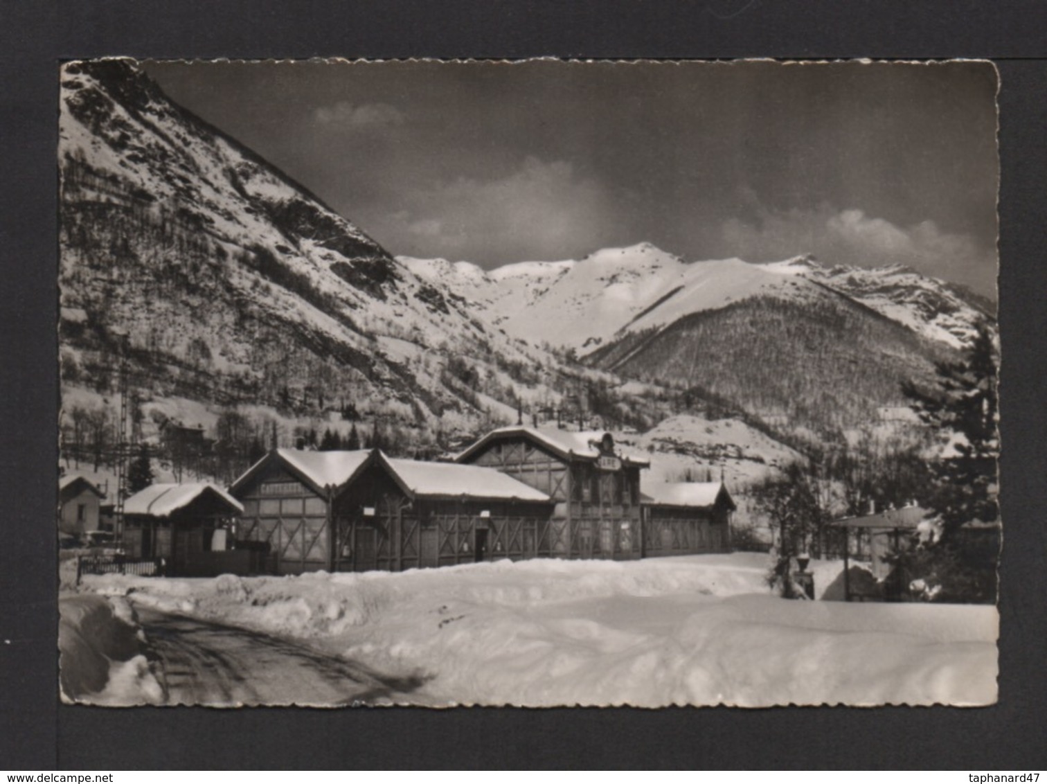 CPSM Gf . Dépt.65. CAUTERETS En Hiver . La Gare Et Le Cabaliros . - Cauterets