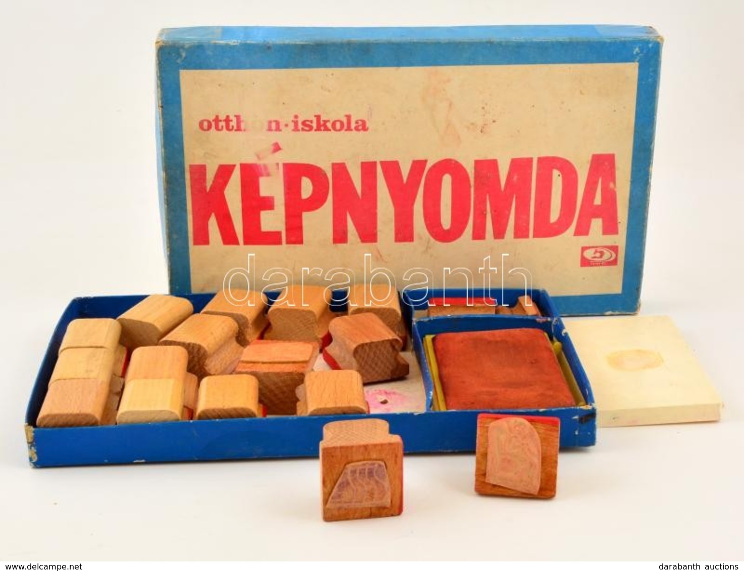 Retro Képnyomda Játéknyomda, Eredeti Foltos, Kopott Papírdobozában, Párnával, 18 Db Fa Nyomódúccal, Hiánnyal. - Autres & Non Classés