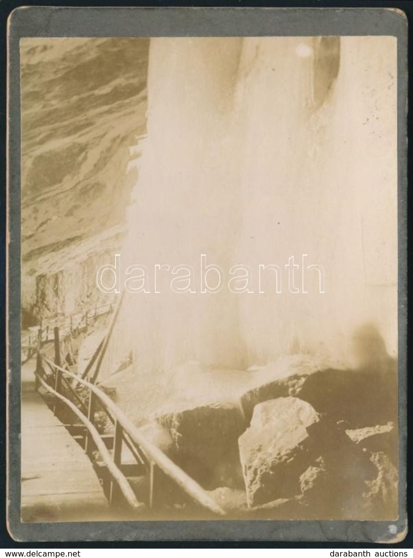 Cca 1910 A Dobsinai Jégbarlang, Fotó, Kartonra Ragasztva, Hátulján Feliratozva, 12×9 Cm - Other & Unclassified