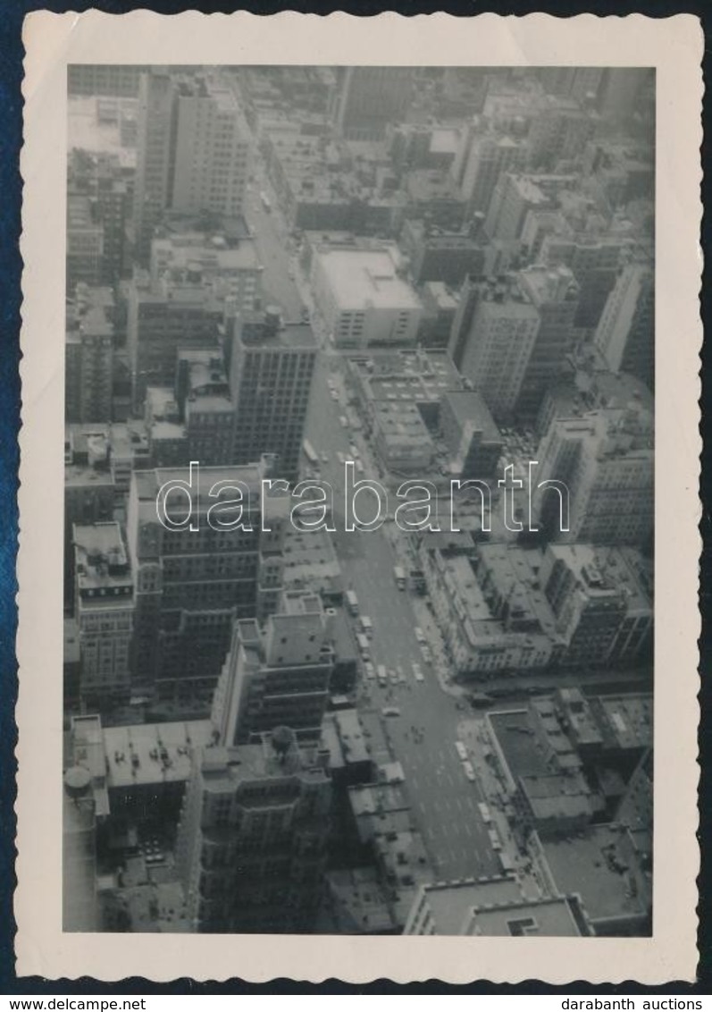 1957 New York, Kilátás A Rockefeller Center Tetejéről, Fotó, Hátulján Feliratozva, 9×12,5 Cm - Other & Unclassified