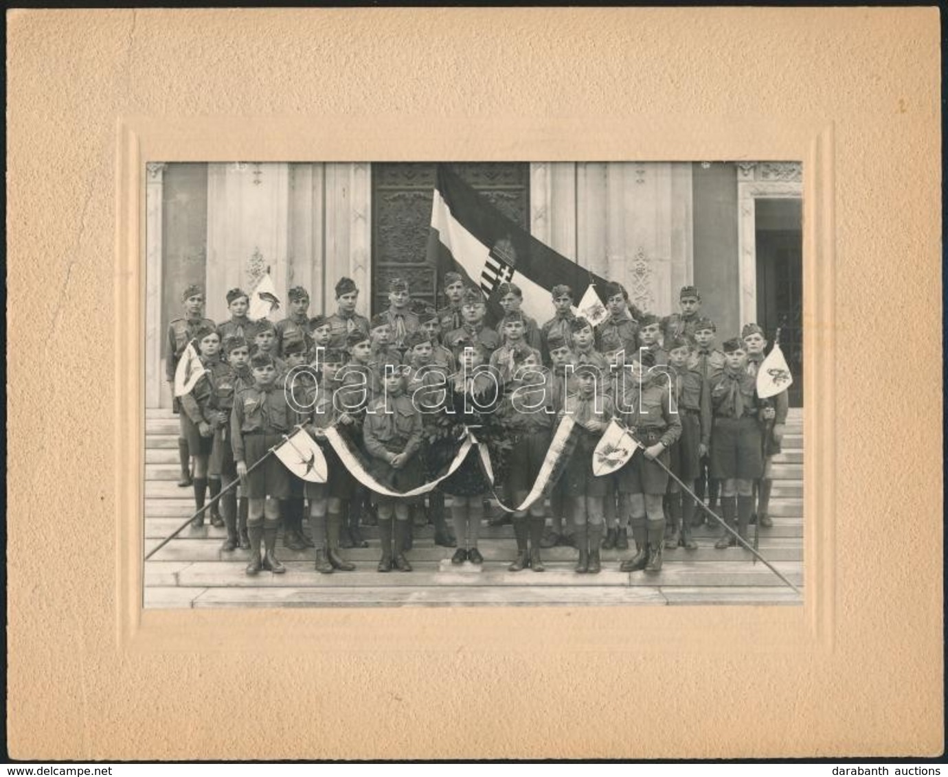 Cca 1930 Budapest, IX. Kerület, Cserkészcsapat, Kartonra Kasírozott Fotó, Karton Sérült, 12×17 Cm - Scoutisme