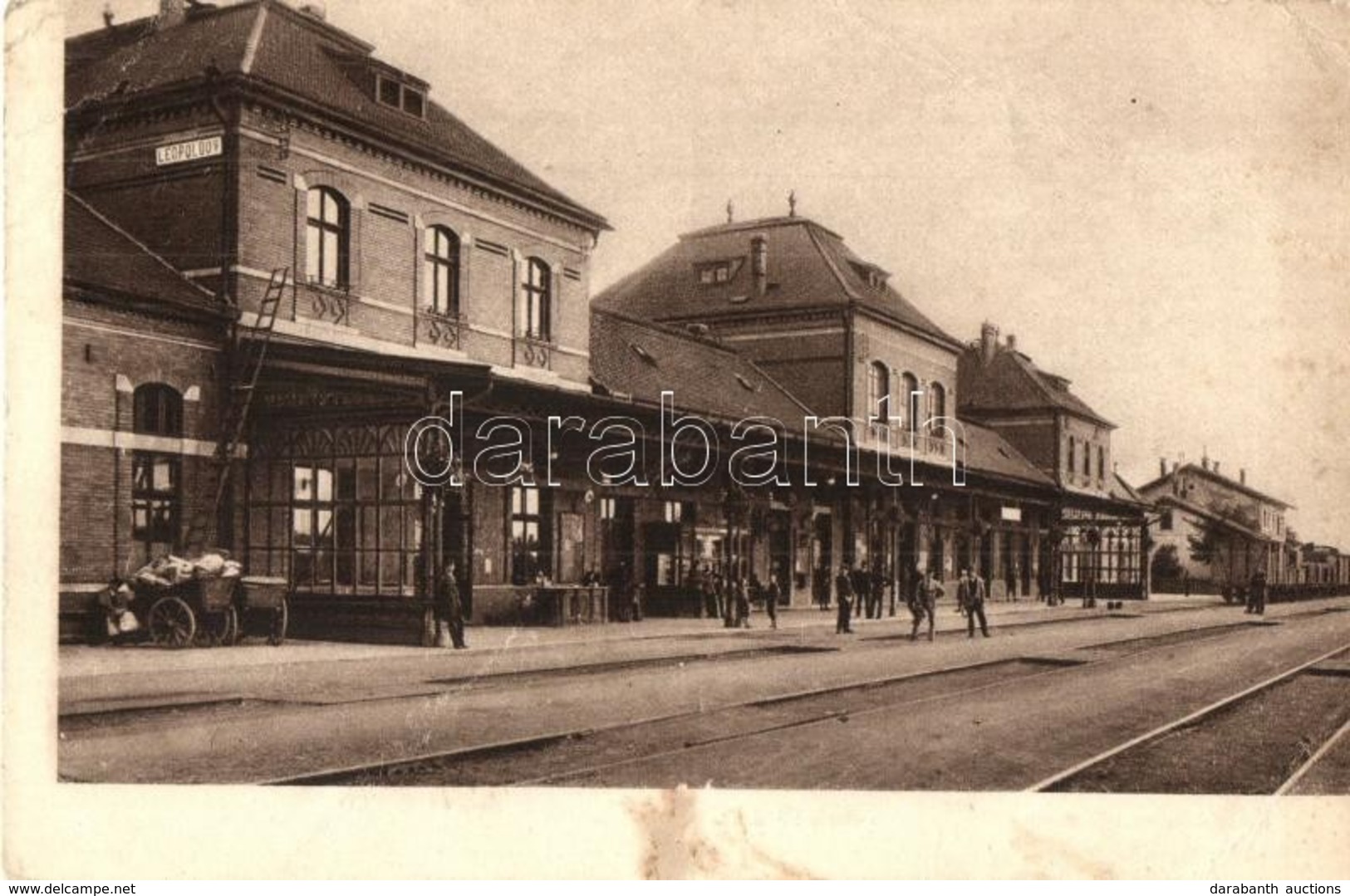 T3/T4 Lipótvár, Újvároska, Leopoldov; Nadrazie / Bahnhof / Vasútállomás, Létra, Vasutasok / Railway Station, Ladder, Rai - Unclassified