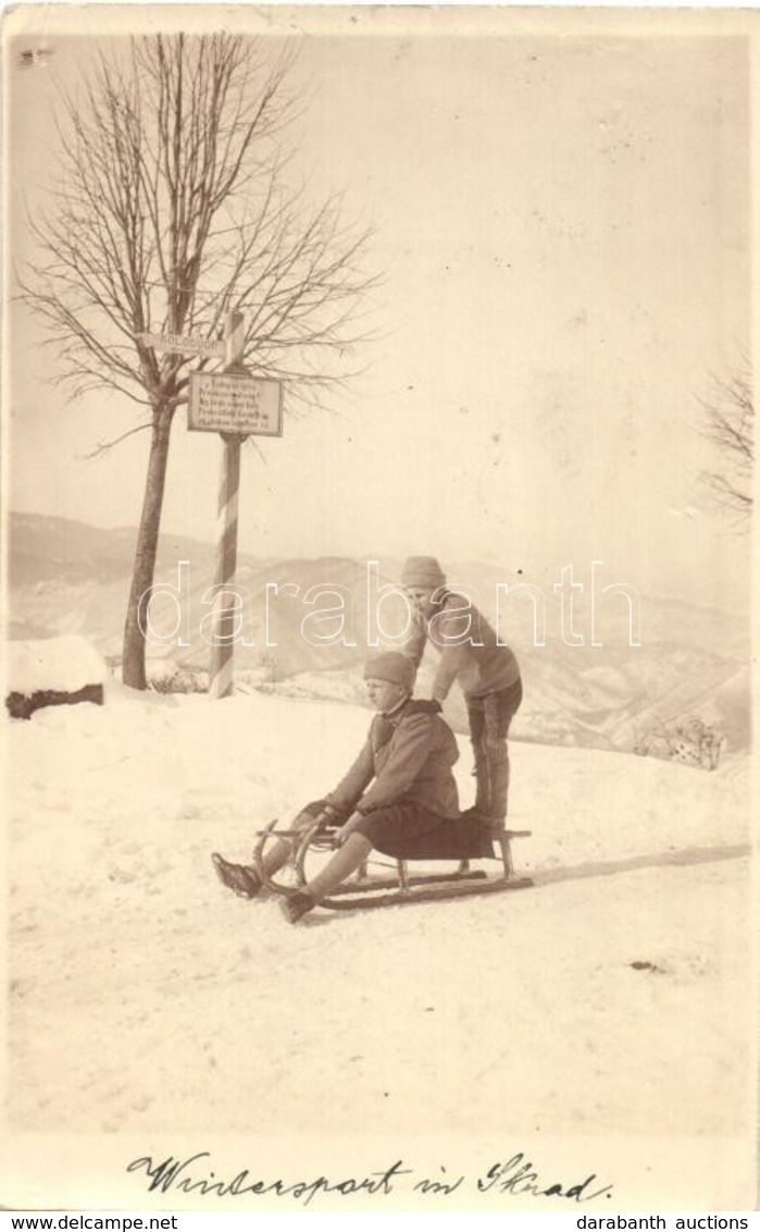 T2/T3 1916 Wintersport In Skrad / Téli Sport Skradban (Horvátország), Szánkózó Fiúk Télen, Vasútállomás Irányába Mutató  - Unclassified