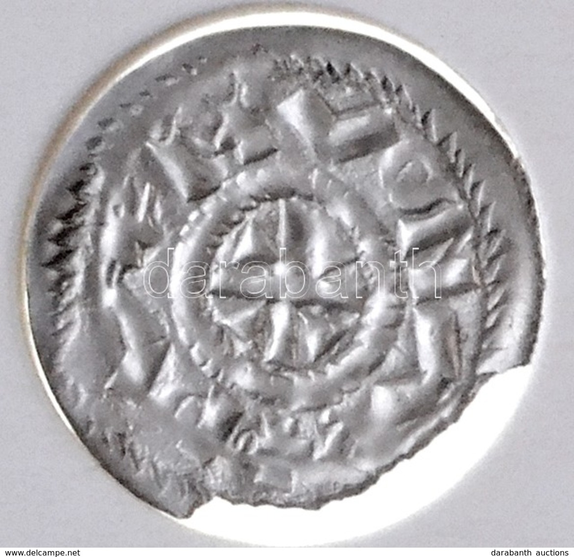 1064-1074. Denár Ag 'Géza Herceg' T:2- Ki.  
Hungary 1064-1074. Denar Ag 'Duke Geza' C:VF Crack
Huszár: 18., Unger I.: 1 - Ohne Zuordnung