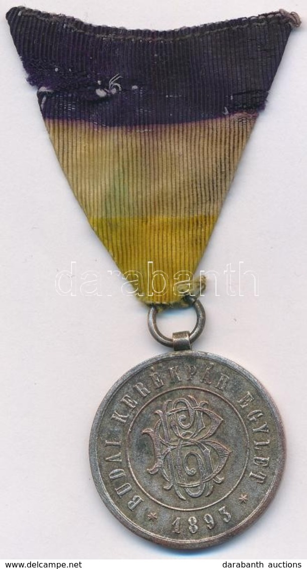 ~1920-1930. 'Budai Kerékpár Egylet' Ezüstözött Br Sport Díjérem Mellszalaggal (30mm) T:2 - Ohne Zuordnung