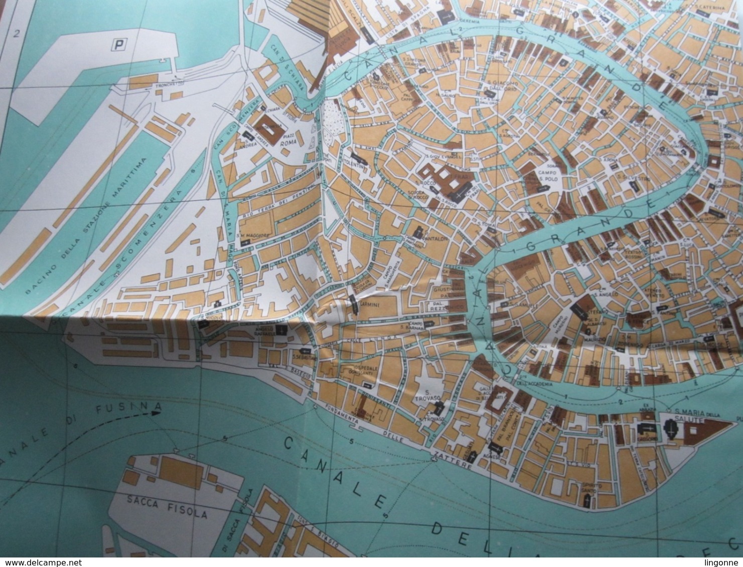 GUIDE DE VOYAGE VENISE + PLAN DE VENISE 64 Pages Palais Ducal Basilique Grand Canal Palais Iles Et Lagune 106 Illustrati - Tourisme, Voyages