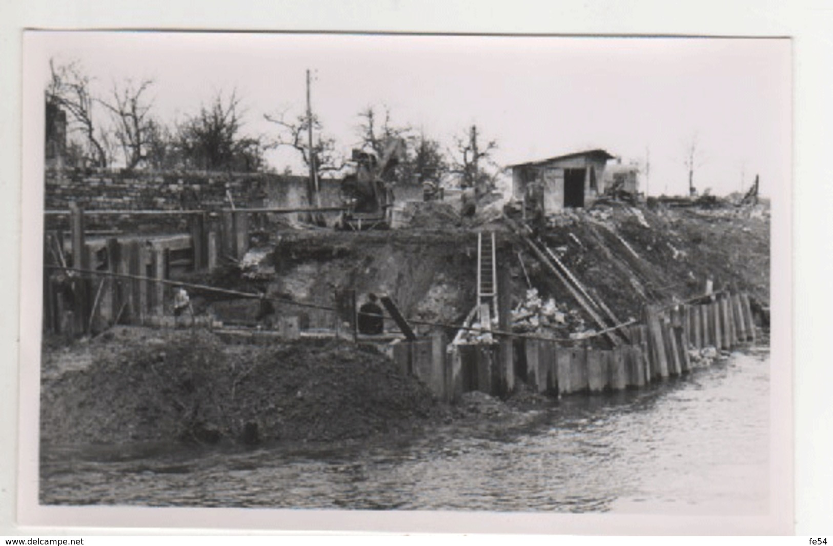 ° 54 ° AZERAILLES °   ° LE PONT  -  LA RECONSTRUCTION ° AVRIL 1952 ° LOT DE 13 PHOTOS ° - Autres & Non Classés