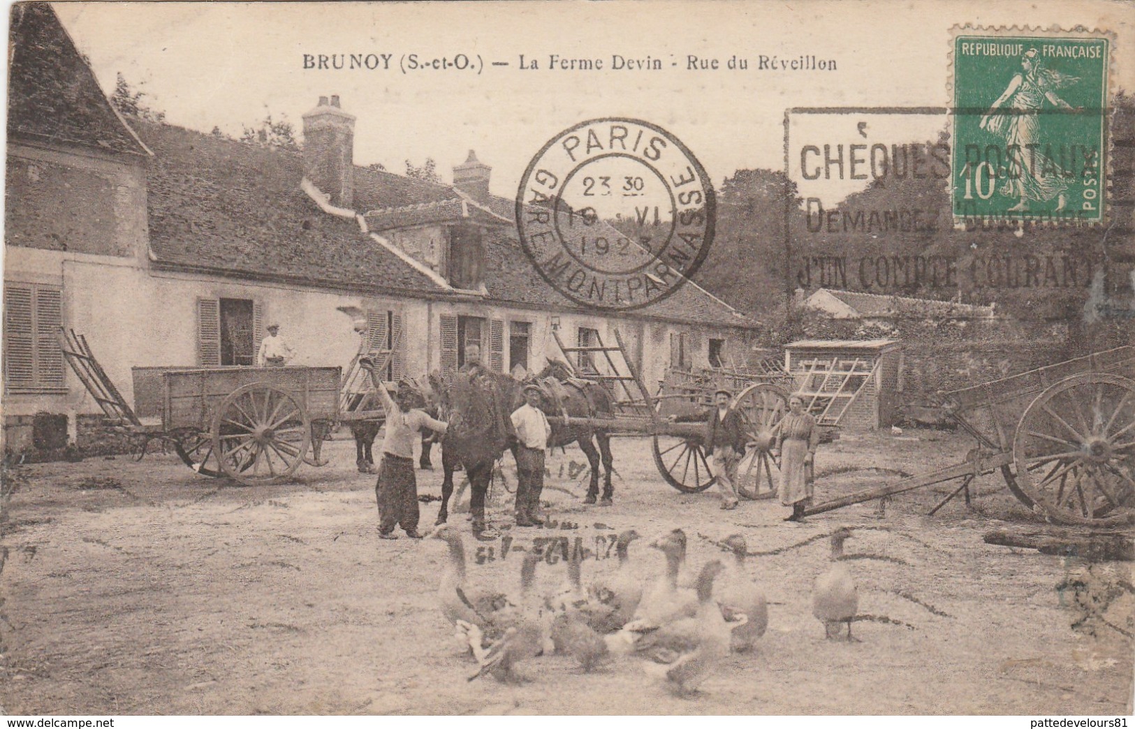 CPA (91) BRUNOY La Ferme Devin Rue Du Réveillon Matériel Agricole Oie Goose Paysan  (2 Scans) - Brunoy