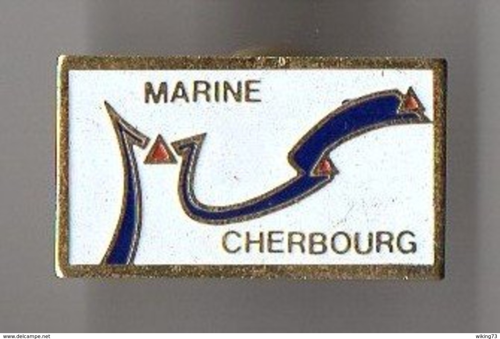 Pin's De La  Marine De Cherbourg - Marine Nationale - Militaria