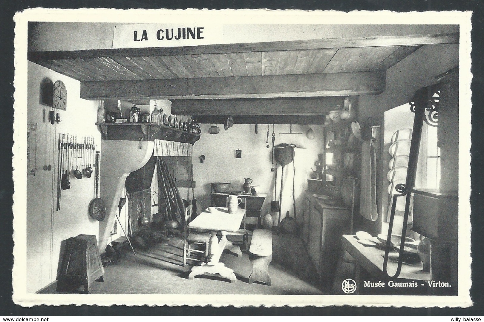 1.1 // CPA - VIRTON - Musée Gaumais - Vieille Cuisine Gaumaise - Nels  // - Virton