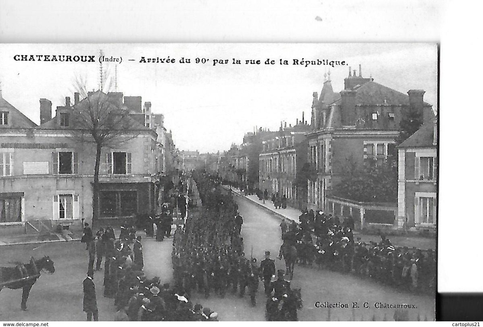 CHATEAUROUX  ARRIVEE DU 90 DEFILE  PAR RUE DE LA REPUBLIQUE    PERSONNAGES  DEPT 36 - Chateauroux